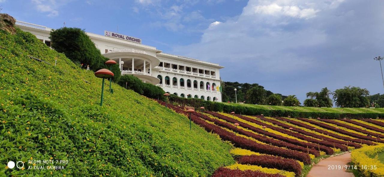 Royal Orchid Brindavan Garden Mysore Belagula Luaran gambar