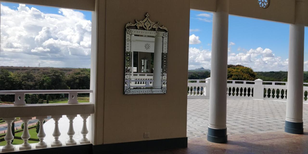 Royal Orchid Brindavan Garden Mysore Belagula Luaran gambar