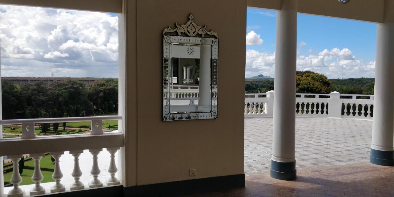 Royal Orchid Brindavan Garden Mysore Belagula Luaran gambar