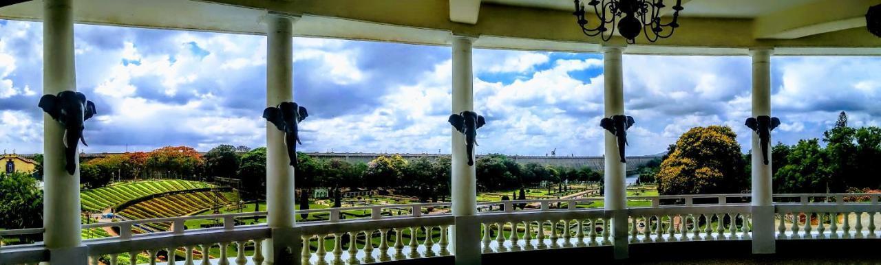 Royal Orchid Brindavan Garden Mysore Belagula Luaran gambar